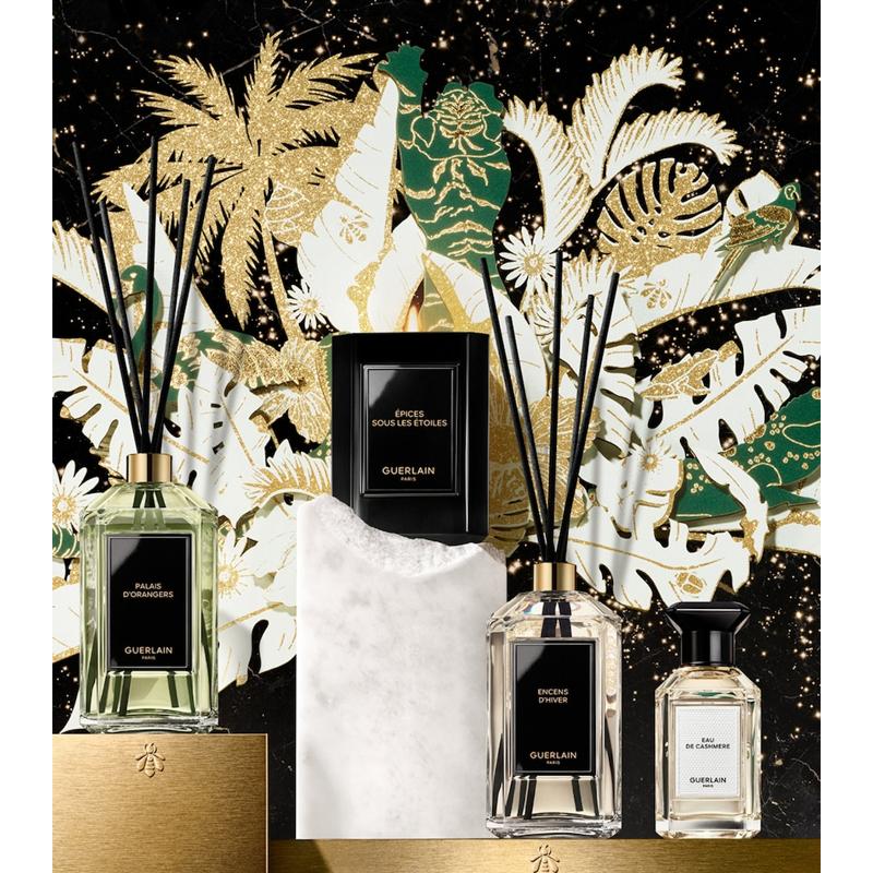 Vela Muguet de Printemps 220g - Mercado de Luxo - O Maior E-Commerce de Bens, Produtos e Serviços de Luxo do Brasil.