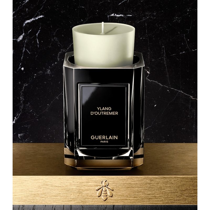 Vela Ylang D'Outremer 220g - Mercado de Luxo - O Maior E-Commerce de Bens, Produtos e Serviços de Luxo do Brasil.