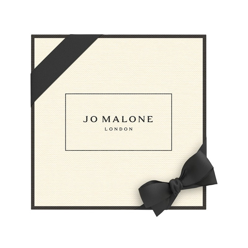 Vela Myrrh & Tonka Travel 65g - Mercado de Luxo - O Maior E-Commerce de Bens, Produtos e Serviços de Luxo do Brasil.