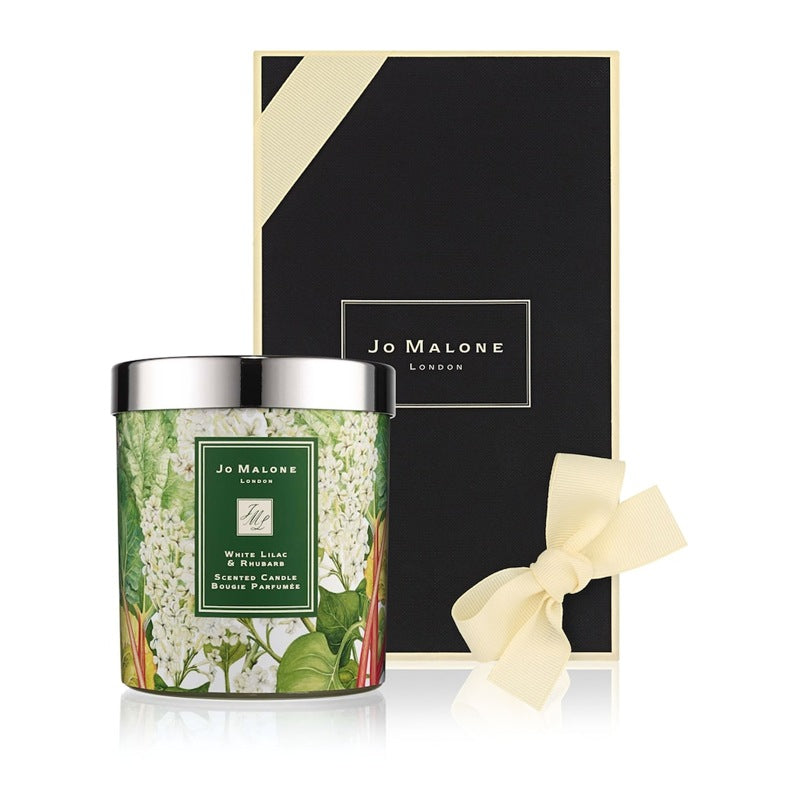 Vela White Lilac & Rhubarb Charity Classic 200g - Mercado de Luxo - O Maior E-Commerce de Bens, Produtos e Serviços de Luxo do Brasil.