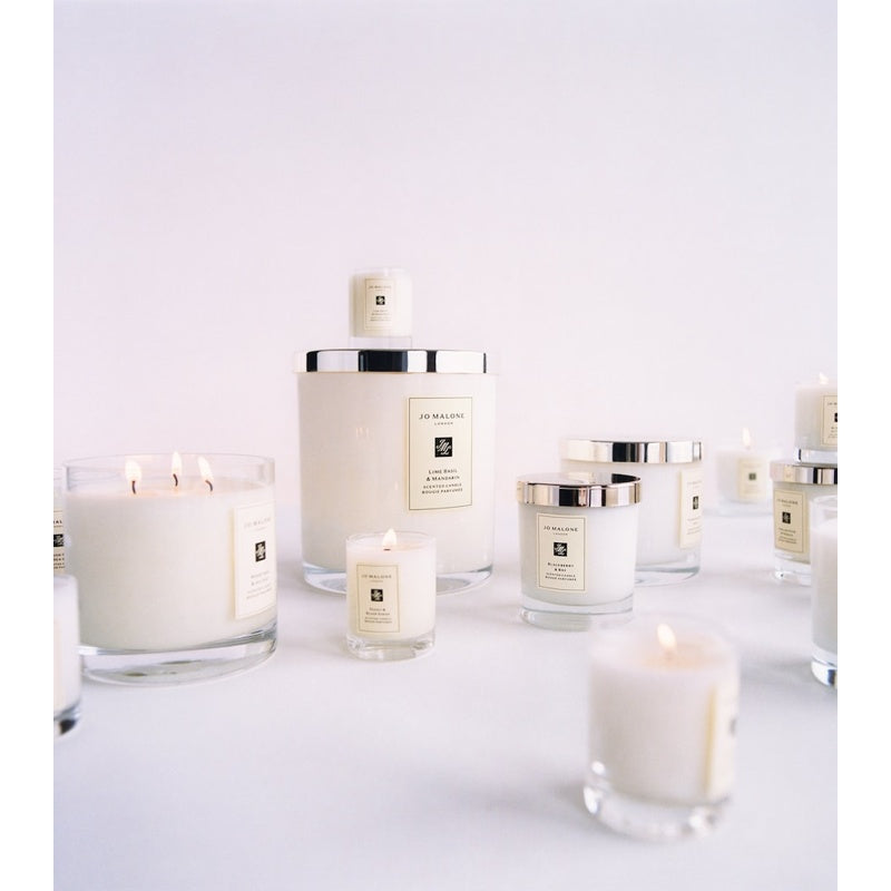 Vela Lime Basil & Mandarin Deluxe 600g - Mercado de Luxo - O Maior E-Commerce de Bens, Produtos e Serviços de Luxo do Brasil.