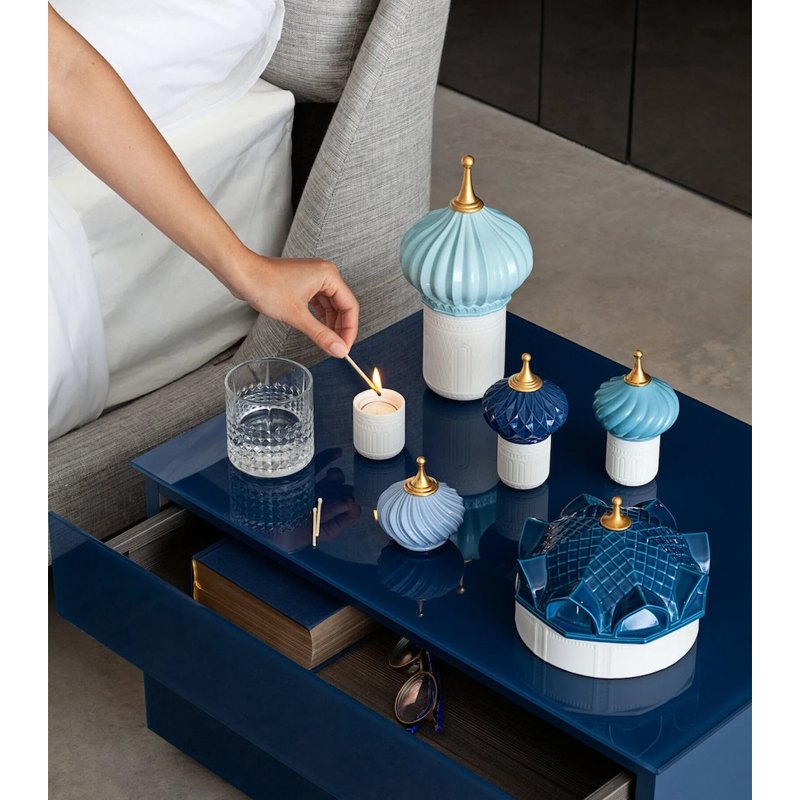 Vela 1001 Lights Mauve Spire 200g - Mercado de Luxo - O Maior E-Commerce de Bens, Produtos e Serviços de Luxo do Brasil.