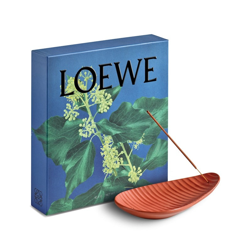 Insenso Ivy 25 Sticks and Holder - Mercado de Luxo - O Maior E-Commerce de Bens, Produtos e Serviços de Luxo do Brasil.