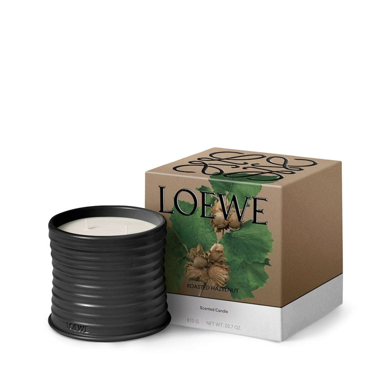 Vela Medium Roasted Hazelnut 610g - Mercado de Luxo - O Maior E-Commerce de Bens, Produtos e Serviços de Luxo do Brasil.