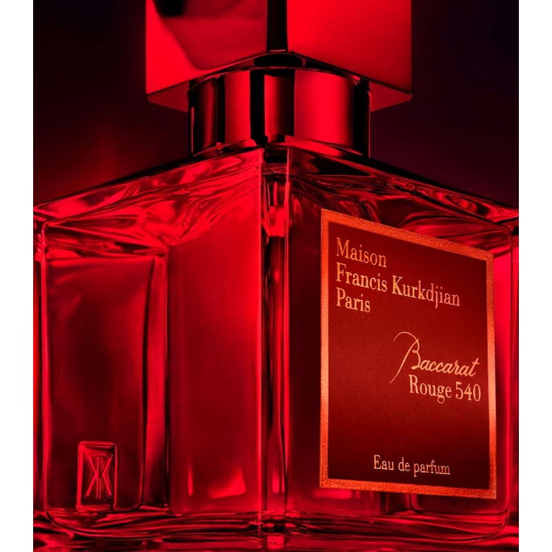 Vela Baccarat Rouge 540 280g - Mercado de Luxo - O Maior E-Commerce de Bens, Produtos e Serviços de Luxo do Brasil.