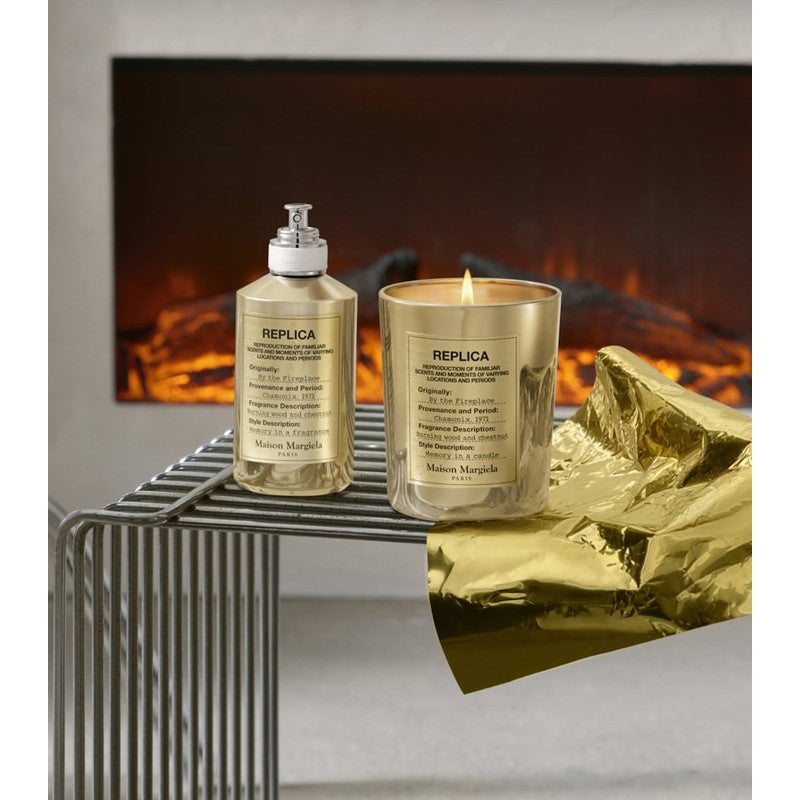 Vela Replica By The Fireplace 165g - Mercado de Luxo - O Maior E-Commerce de Bens, Produtos e Serviços de Luxo do Brasil.