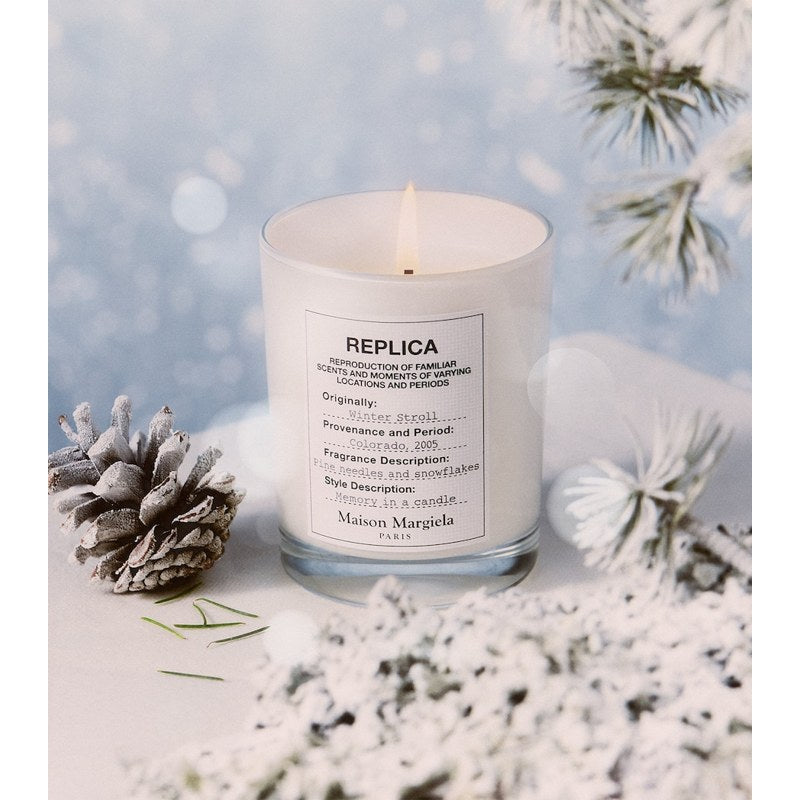 Vela Replica Winter Stroll 165g - Mercado de Luxo - O Maior E-Commerce de Bens, Produtos e Serviços de Luxo do Brasil.