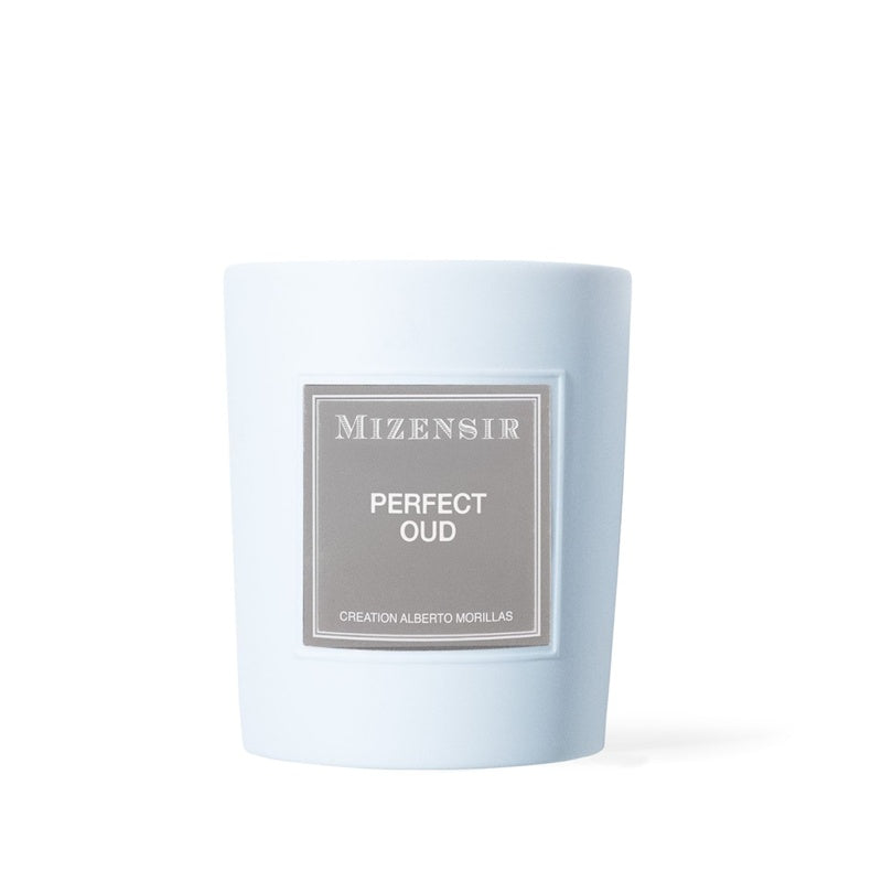 Vela Perfect Oud 300g - Mercado de Luxo - O Maior E-Commerce de Bens, Produtos e Serviços de Luxo do Brasil.