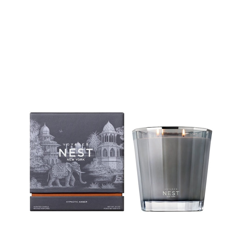 Vela VOYAGES Hypnotic Amber 2-Wick 600g - Mercado de Luxo - O Maior E-Commerce de Bens, Produtos e Serviços de Luxo do Brasil.