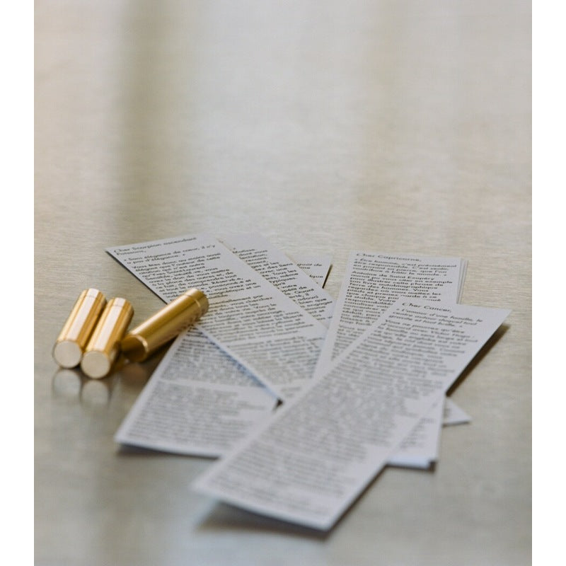 Vela Scorpio Tuberose 240g - Mercado de Luxo - O Maior E-Commerce de Bens, Produtos e Serviços de Luxo do Brasil.