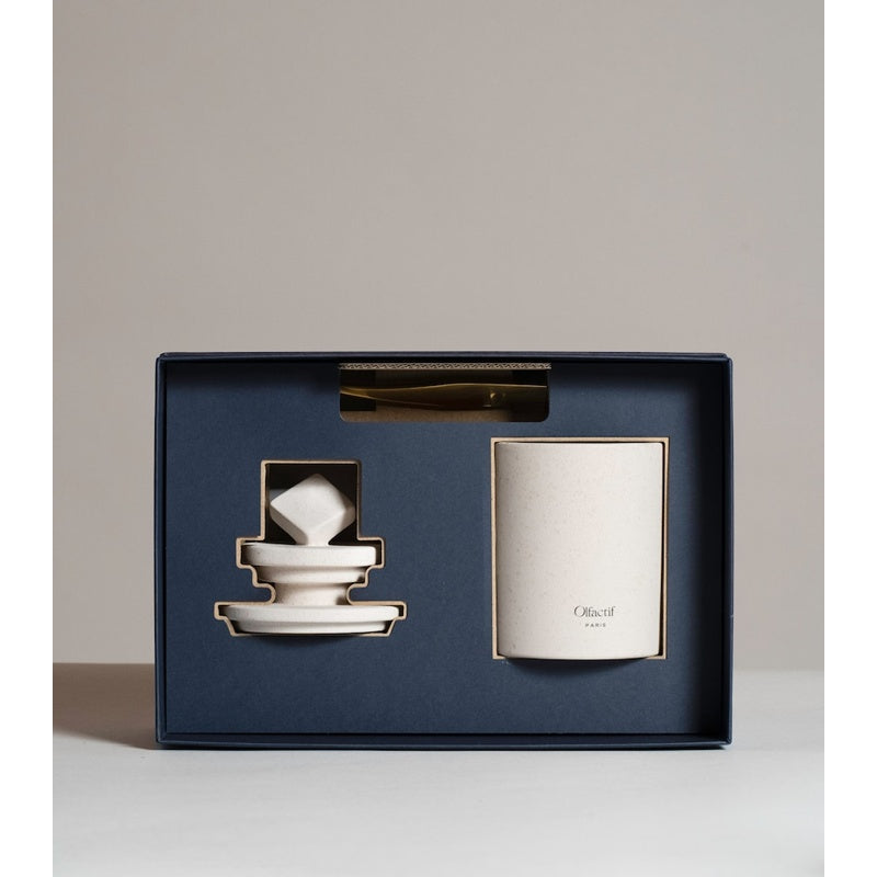 Vela Taurus Vanilla Leather 240g - Mercado de Luxo - O Maior E-Commerce de Bens, Produtos e Serviços de Luxo do Brasil.