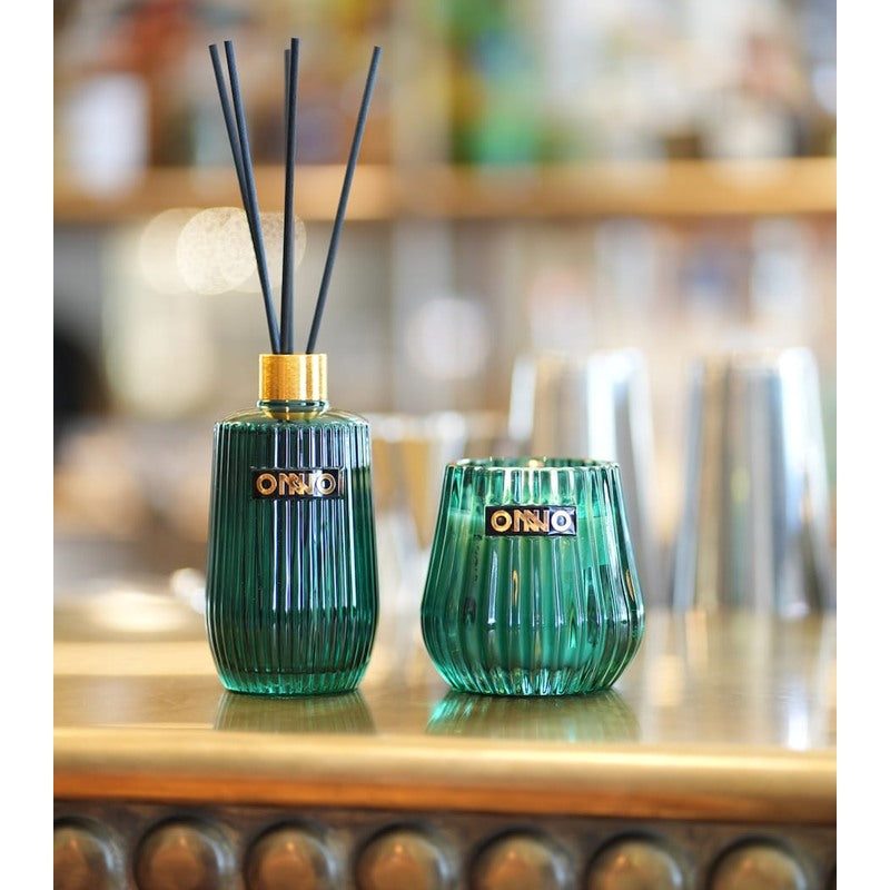 Vela Eclectic Sage and Diffuser Gift Set - Mercado de Luxo - O Maior E-Commerce de Bens, Produtos e Serviços de Luxo do Brasil.