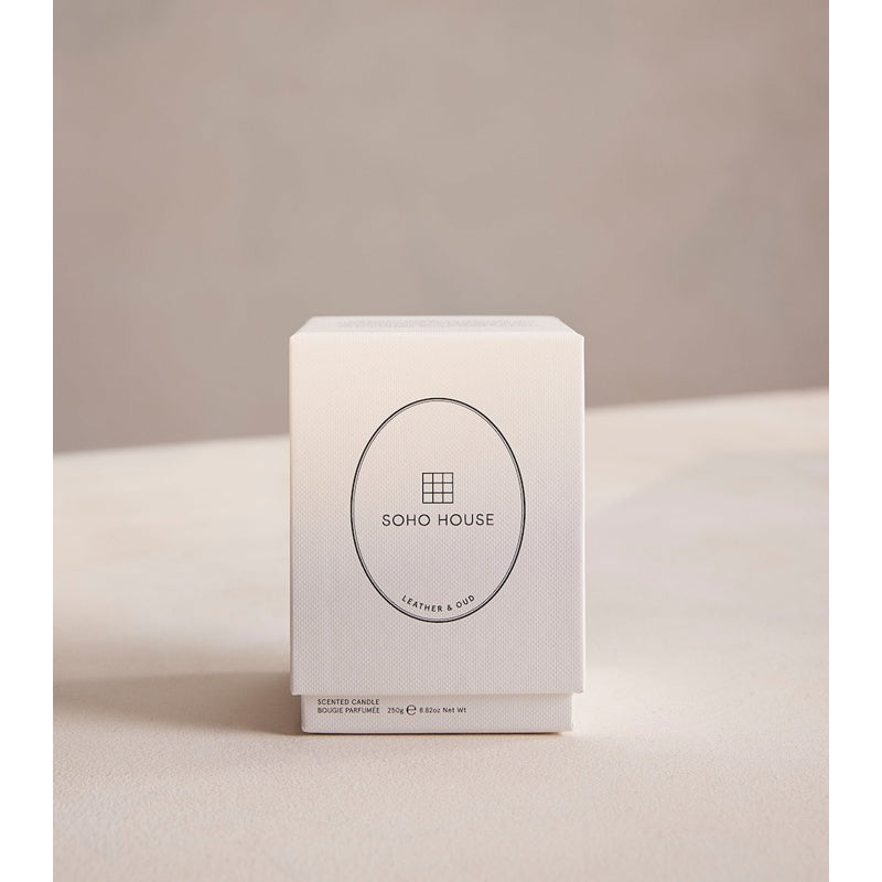 Vela Leather & Oud 250g - Mercado de Luxo - O Maior E-Commerce de Bens, Produtos e Serviços de Luxo do Brasil.