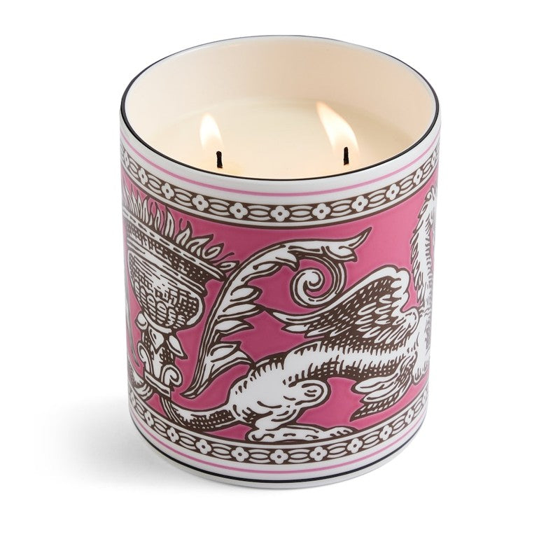 Vela Florentine Fuchsia Scented 800g - Mercado de Luxo - O Maior E-Commerce de Bens, Produtos e Serviços de Luxo do Brasil.