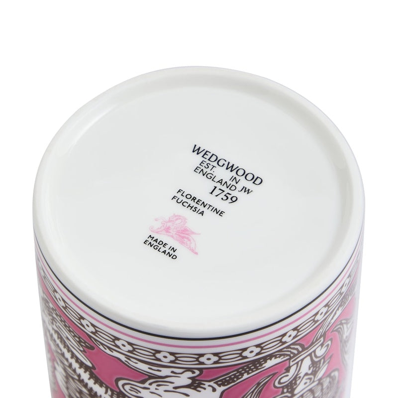 Vela Florentine Fuchsia Scented 800g - Mercado de Luxo - O Maior E-Commerce de Bens, Produtos e Serviços de Luxo do Brasil.