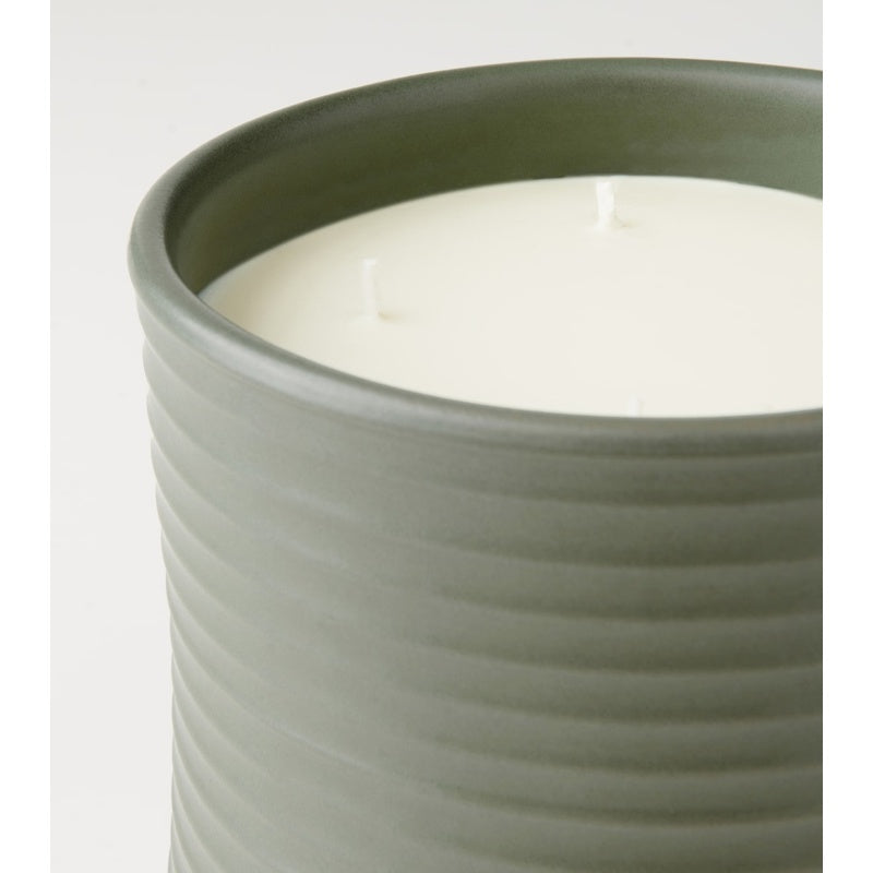 Vela grande de maconha - Mercado de Luxo - O Maior E-Commerce de Bens, Produtos e Serviços de Luxo do Brasil.