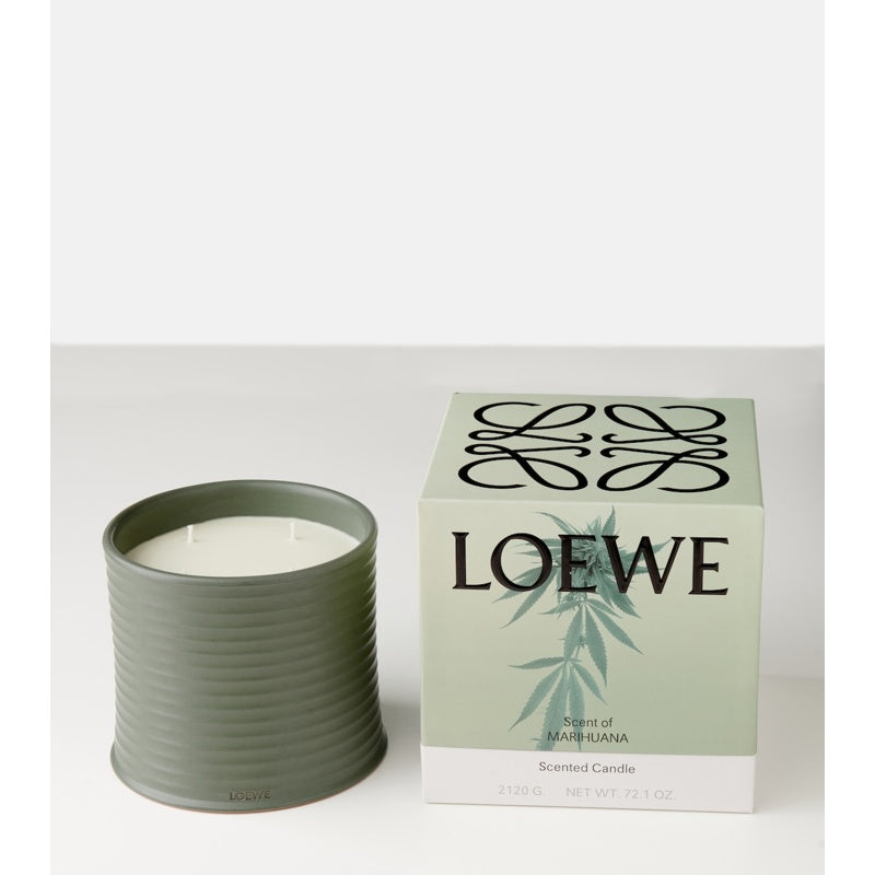 Vela grande de maconha - Mercado de Luxo - O Maior E-Commerce de Bens, Produtos e Serviços de Luxo do Brasil.