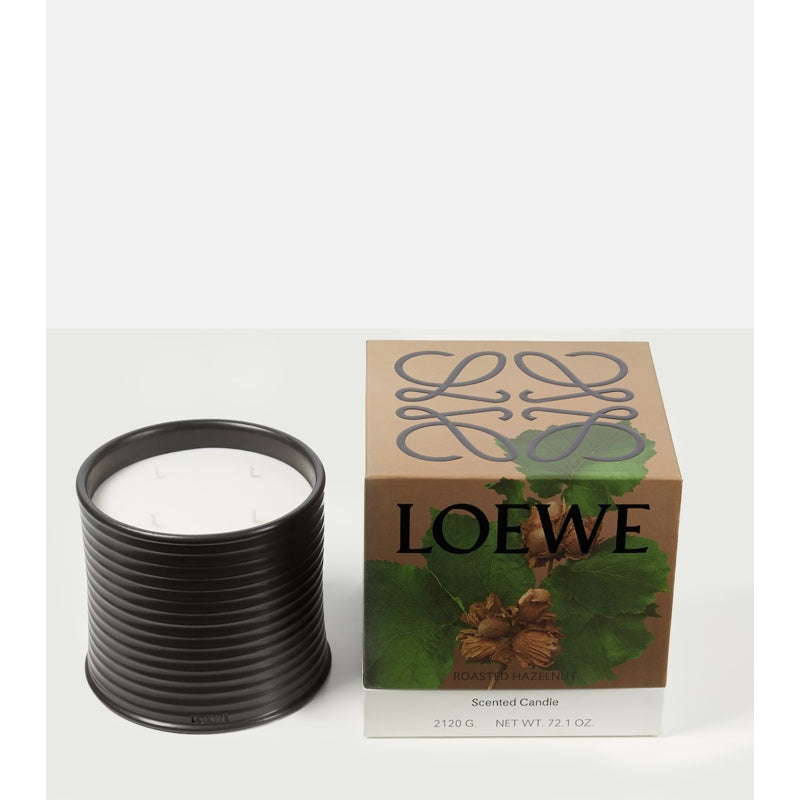 Vela grande com aroma de avelã torrada - Mercado de Luxo - O Maior E-Commerce de Bens, Produtos e Serviços de Luxo do Brasil.