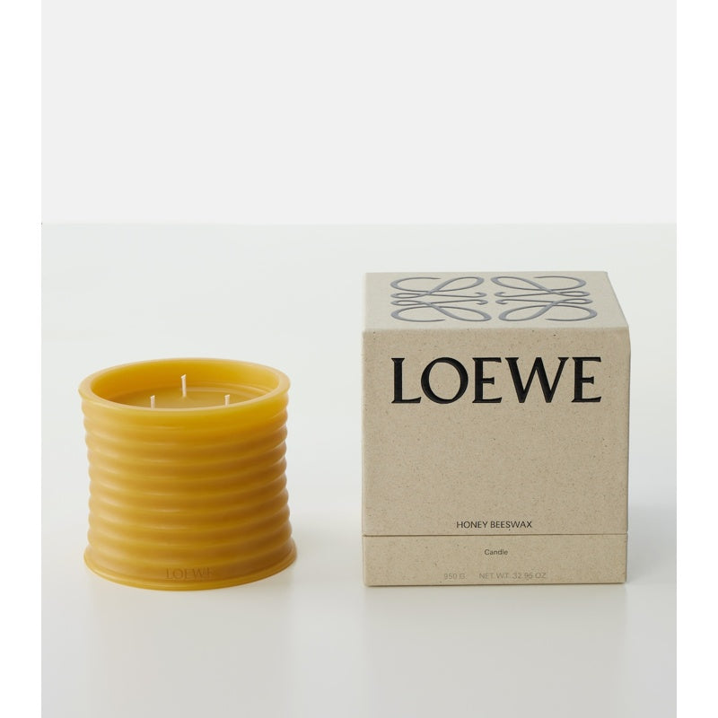 Vela média de cera de abelha e mel - Mercado de Luxo - O Maior E-Commerce de Bens, Produtos e Serviços de Luxo do Brasil.