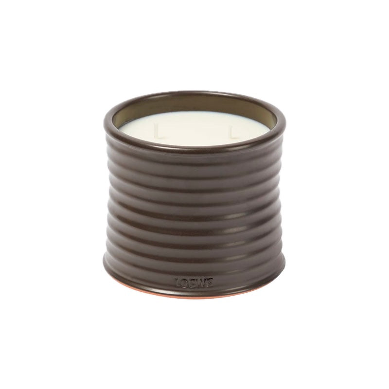 Vela média de avelã torrada - Mercado de Luxo - O Maior E-Commerce de Bens, Produtos e Serviços de Luxo do Brasil.