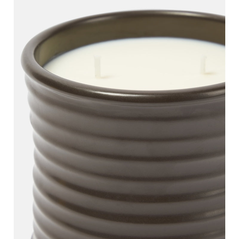 Vela média de avelã torrada - Mercado de Luxo - O Maior E-Commerce de Bens, Produtos e Serviços de Luxo do Brasil.