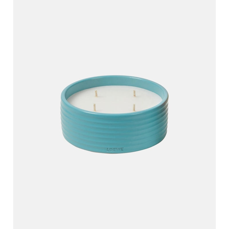 Vela para área externa com aroma de gerânio - Mercado de Luxo - O Maior E-Commerce de Bens, Produtos e Serviços de Luxo do Brasil.