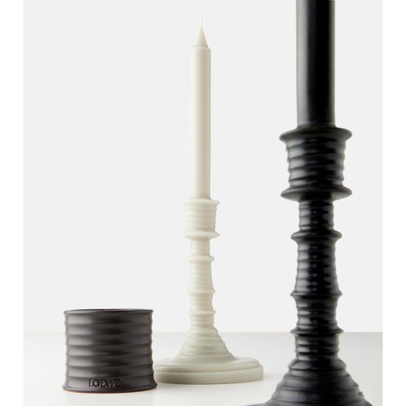 Vela com aroma de cogumelo - Mercado de Luxo - O Maior E-Commerce de Bens, Produtos e Serviços de Luxo do Brasil.