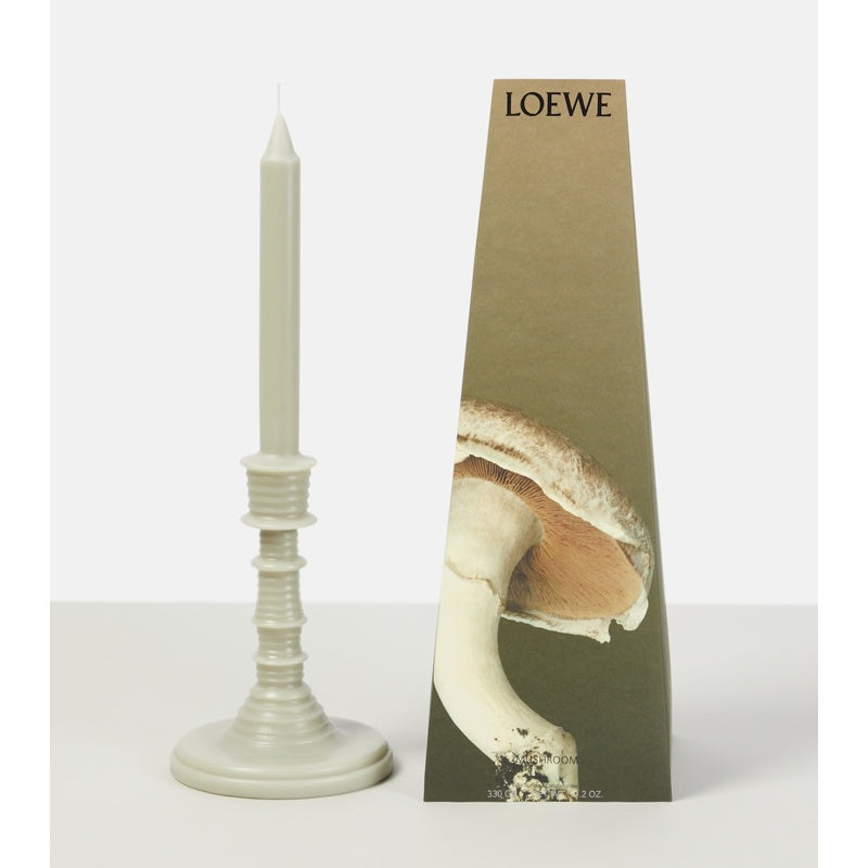 Vela com aroma de cogumelo - Mercado de Luxo - O Maior E-Commerce de Bens, Produtos e Serviços de Luxo do Brasil.