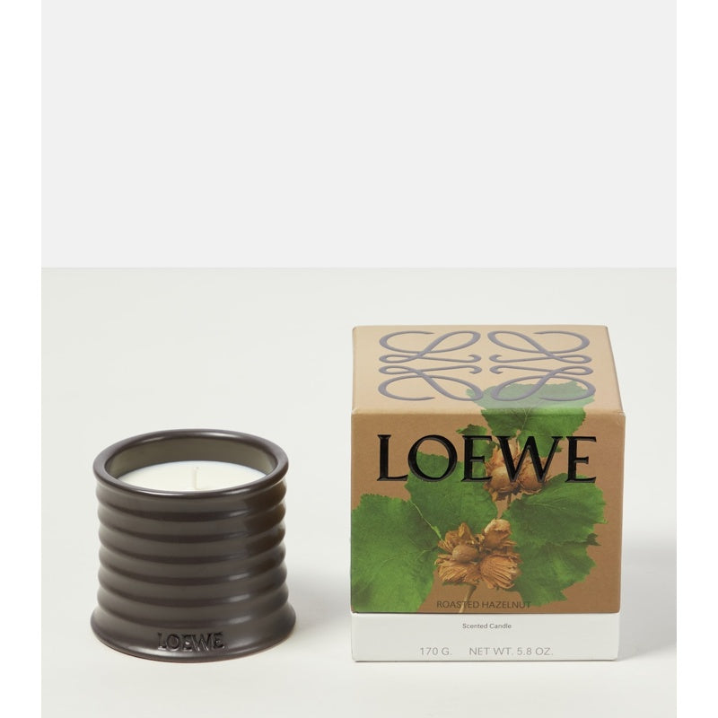 Vela pequena com aroma de avelã torrada - Mercado de Luxo - O Maior E-Commerce de Bens, Produtos e Serviços de Luxo do Brasil.