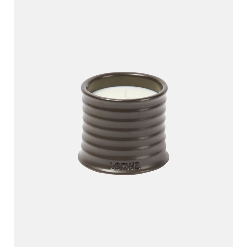 Vela pequena com aroma de avelã torrada - Mercado de Luxo - O Maior E-Commerce de Bens, Produtos e Serviços de Luxo do Brasil.