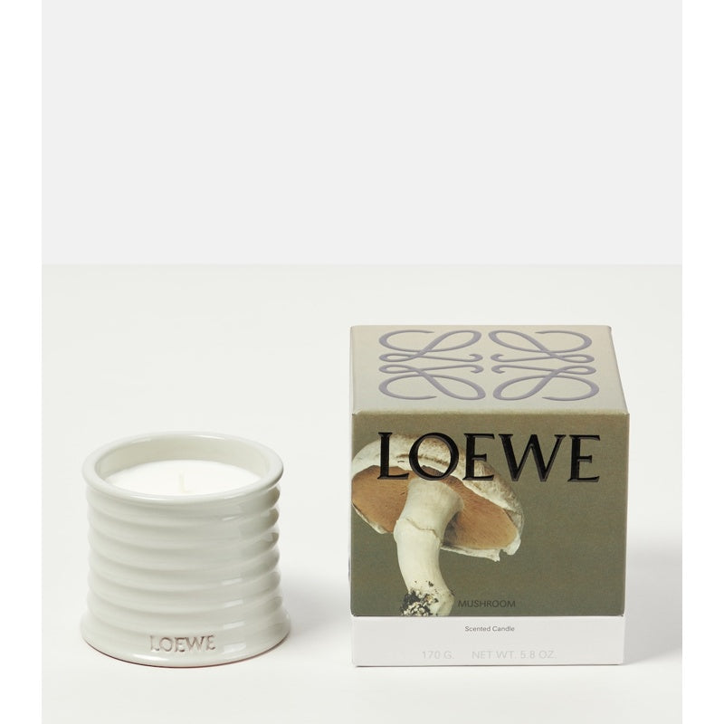 Vela pequena com aroma de cogumelo - Mercado de Luxo - O Maior E-Commerce de Bens, Produtos e Serviços de Luxo do Brasil.