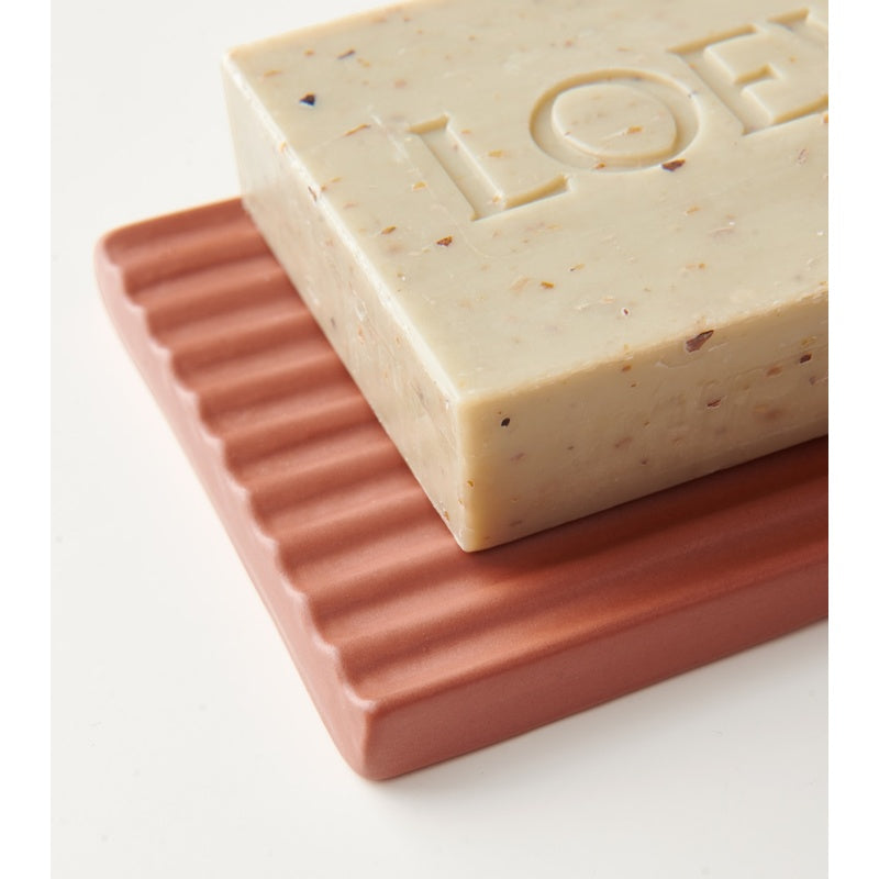 Saboneteira de terracota - Mercado de Luxo - O Maior E-Commerce de Bens, Produtos e Serviços de Luxo do Brasil.