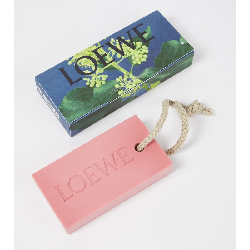 Sabonete em barra Ivy - Mercado de Luxo - O Maior E-Commerce de Bens, Produtos e Serviços de Luxo do Brasil.