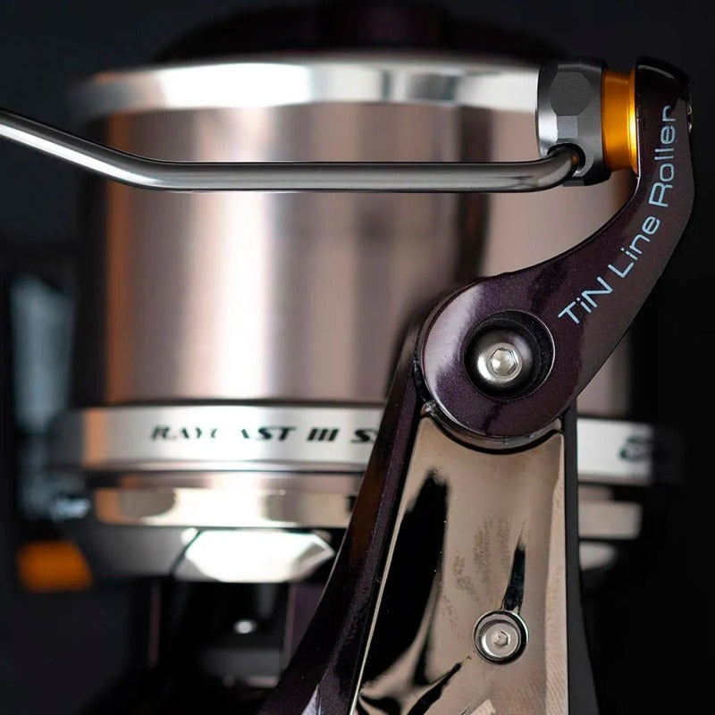 Molinete de surfcasting Raycast III CRBK SS - Mercado de Luxo - O Maior E-Commerce de Bens, Produtos e Serviços de Luxo do Brasil.