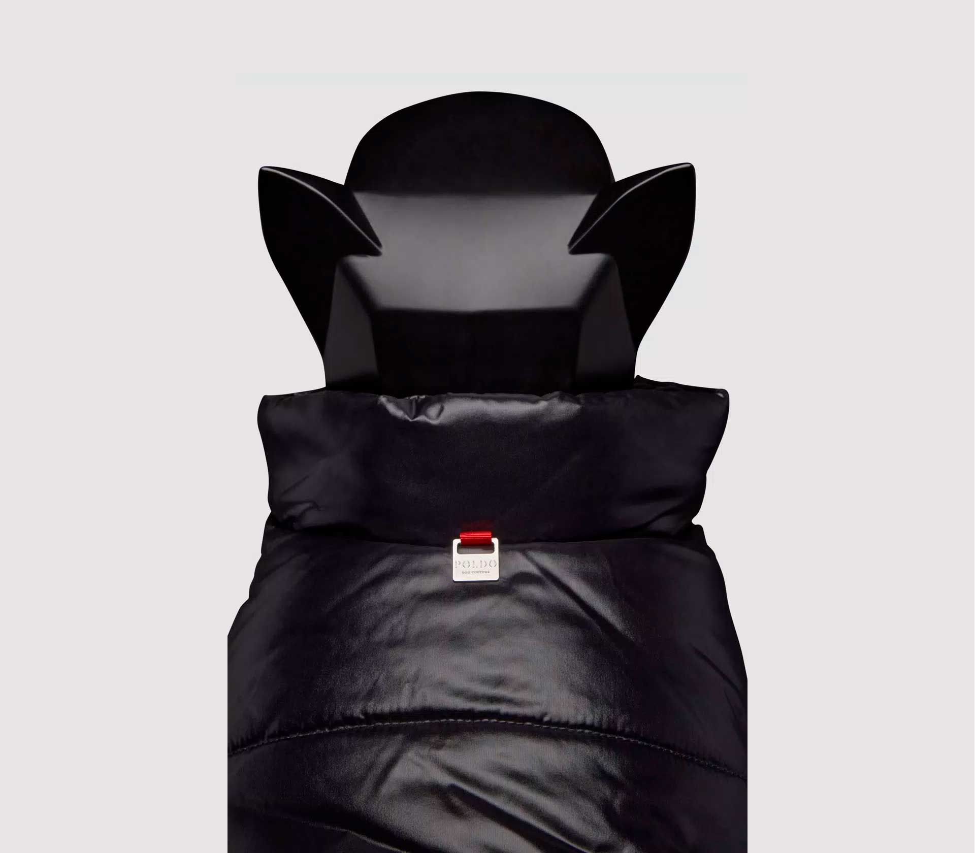 Roupinha Acolchoada para Cachorro - Mercado de Luxo - O Maior E-Commerce de Bens, Produtos e Serviços de Luxo do Brasil.