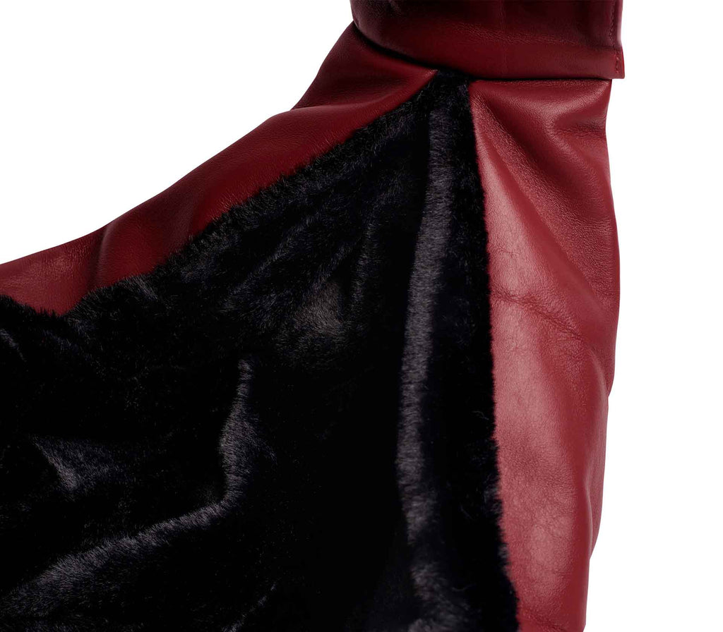 Bolsa de Passeio Comfy - Vermelho - Mercado de Luxo - O Maior E-Commerce de Bens, Produtos e Serviços de Luxo do Brasil.