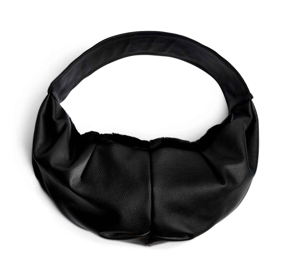 Bolsa de Passeio Comfy - Preto - Mercado de Luxo - O Maior E-Commerce de Bens, Produtos e Serviços de Luxo do Brasil.