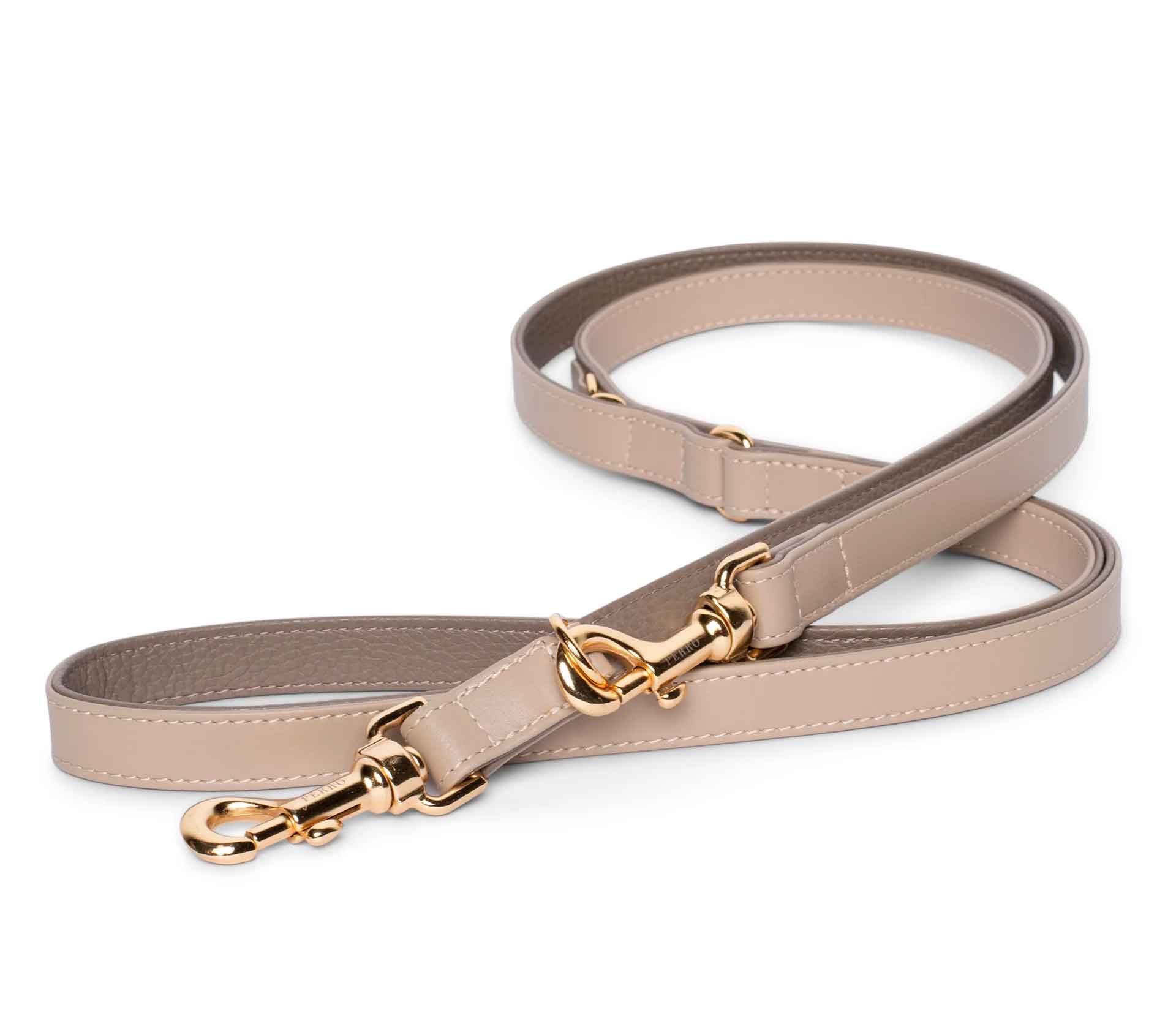 Guia de Coleira para Pet Dupla Harness Edicao Especial Bege - Mercado de Luxo - O Maior E-Commerce de Bens, Produtos e Serviços de Luxo do Brasil.