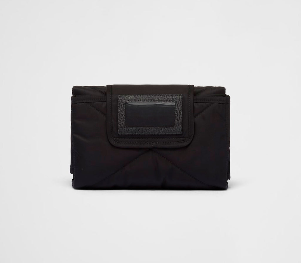 Cama de Viagem Pet Re-Nylon - Mercado de Luxo - O Maior E-Commerce de Bens, Produtos e Serviços de Luxo do Brasil.
