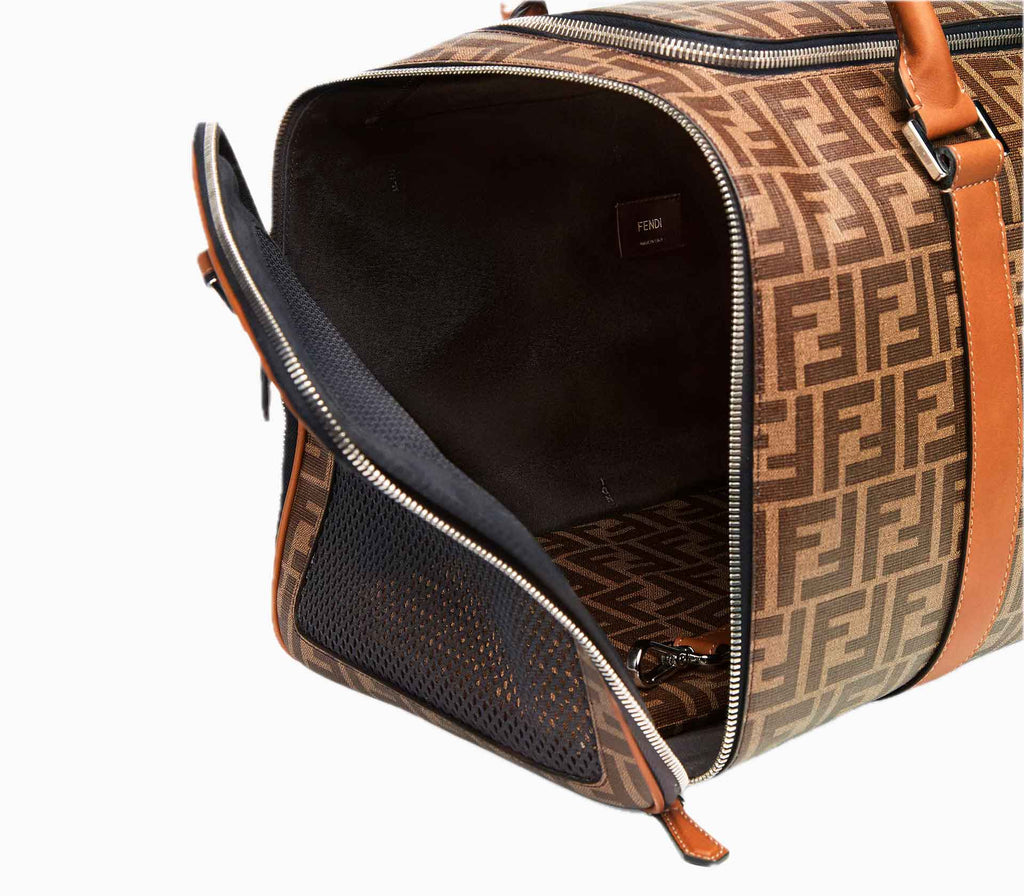 Bolsa de Passeio - Tradicional - Mercado de Luxo - O Maior E-Commerce de Bens, Produtos e Serviços de Luxo do Brasil.
