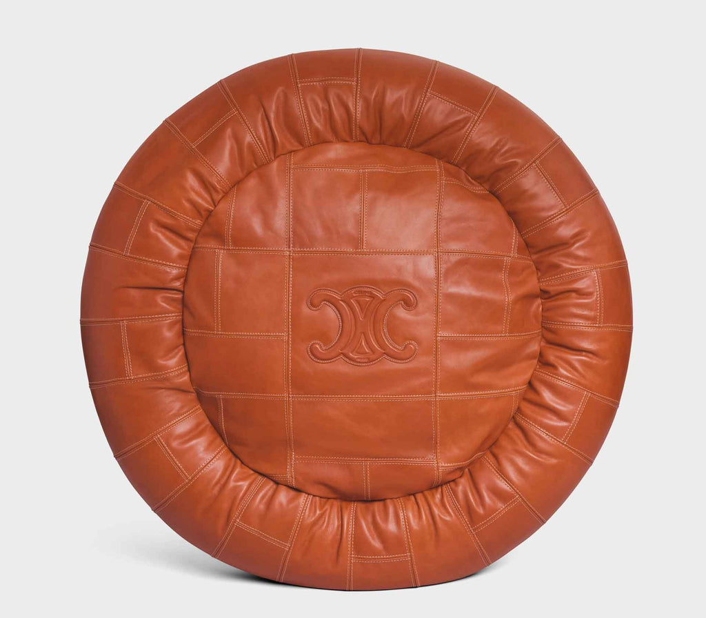 Cama para Pet em Couro - Mercado de Luxo - O Maior E-Commerce de Bens, Produtos e Serviços de Luxo do Brasil.