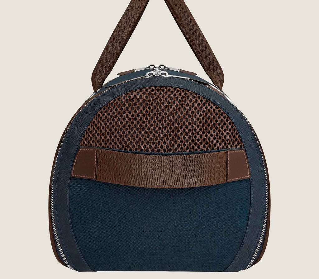 Bolsa de Passeio para Pet  - Mercado de Luxo - O Maior E-Commerce de Bens, Produtos e Serviços de Luxo do Brasil.