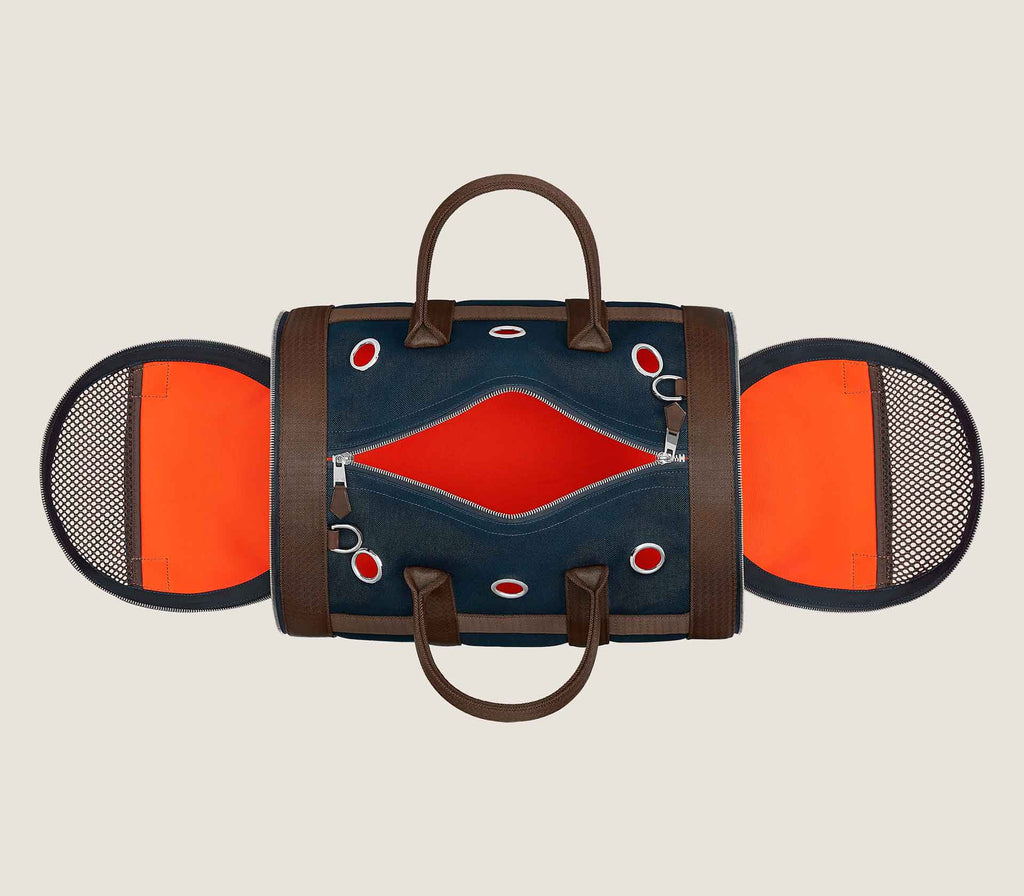 Bolsa de Passeio para Pet  - Mercado de Luxo - O Maior E-Commerce de Bens, Produtos e Serviços de Luxo do Brasil.