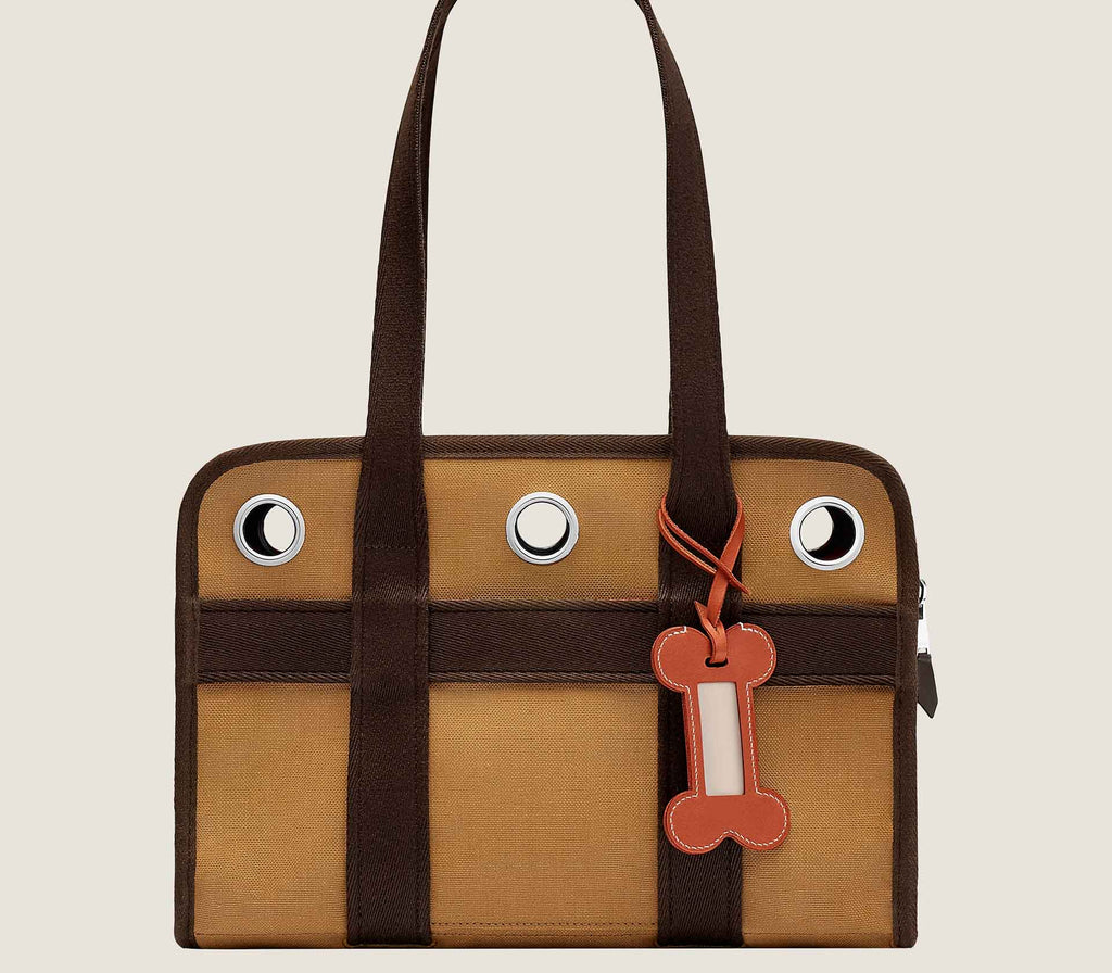 Bolsa de Passeio para Pet  - Mercado de Luxo - O Maior E-Commerce de Bens, Produtos e Serviços de Luxo do Brasil.