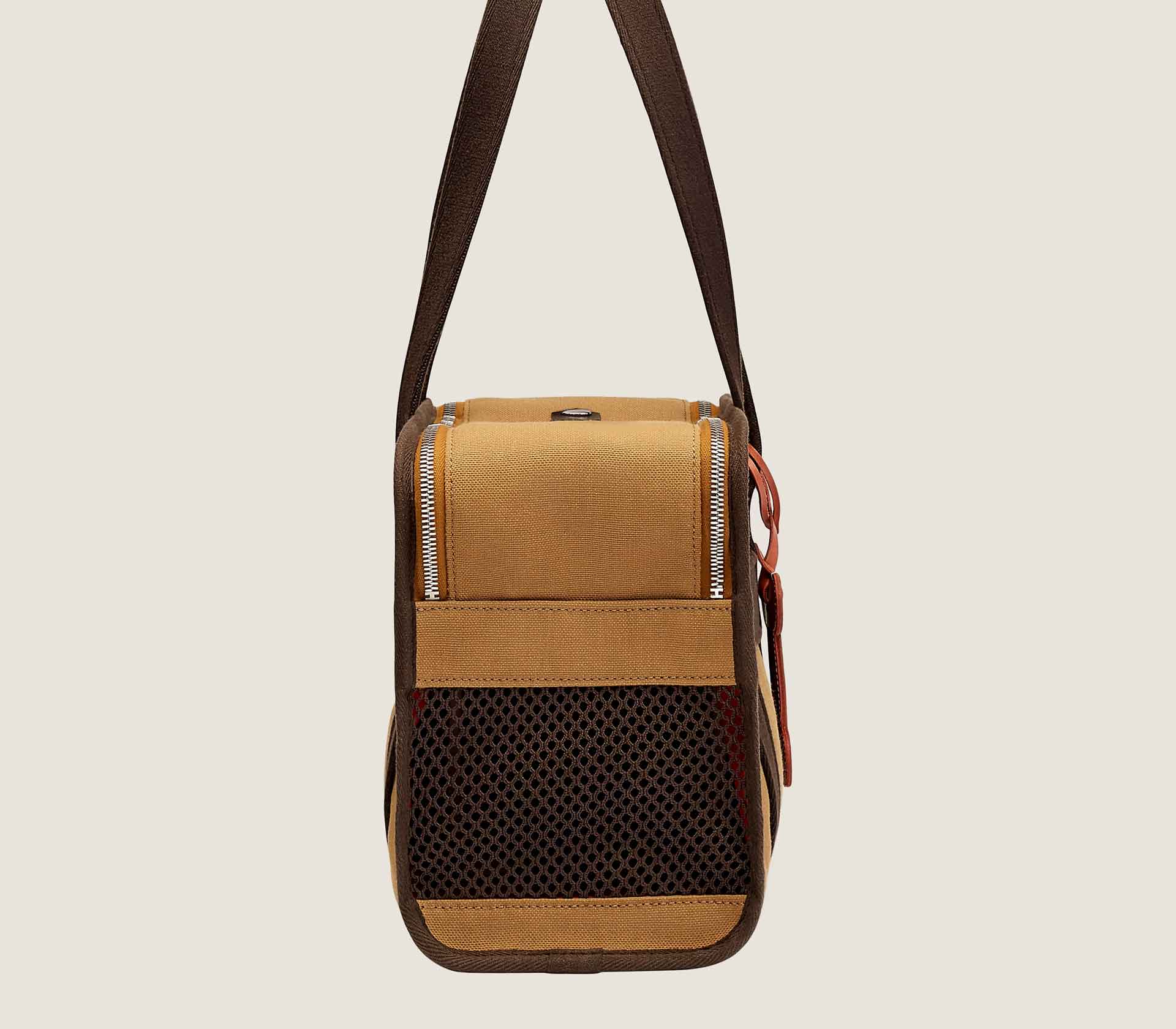 Bolsa de Passeio para Pet  - Mercado de Luxo - O Maior E-Commerce de Bens, Produtos e Serviços de Luxo do Brasil.