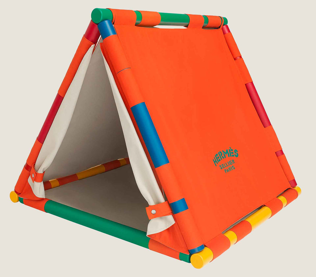 Cama para Pet Casinha Cavaletti - Mercado de Luxo - O Maior E-Commerce de Bens, Produtos e Serviços de Luxo do Brasil.