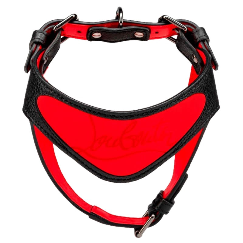 Peitoral de couro para cães Loubiharness - Mercado de Luxo - O Maior E-Commerce de Bens, Produtos e Serviços de Luxo do Brasil.