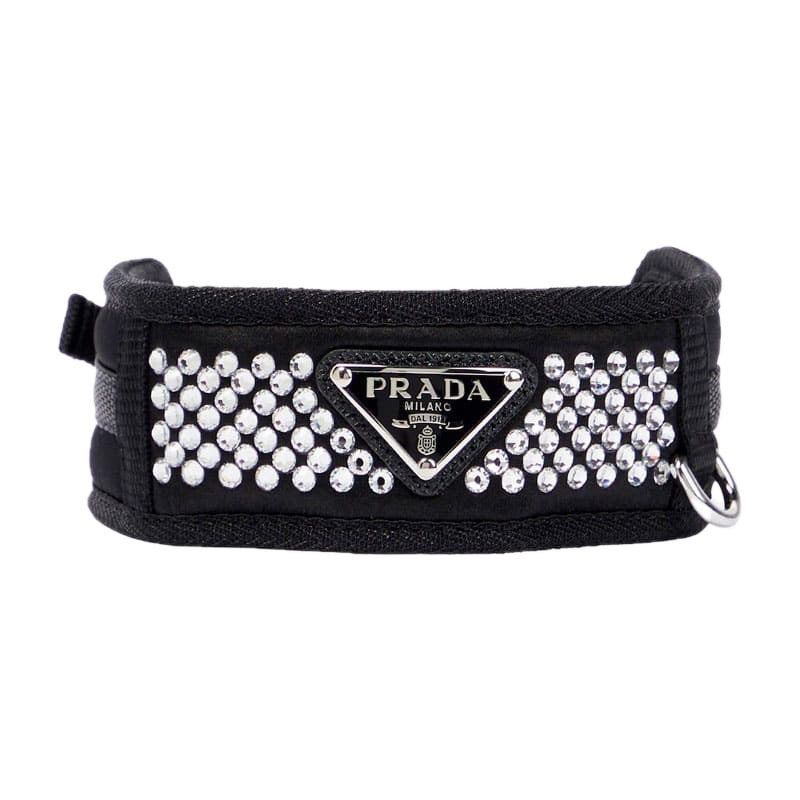Coleira para cachorro com logotipo embelezado com cristais - Mercado de Luxo - O Maior E-Commerce de Bens, Produtos e Serviços de Luxo do Brasil.