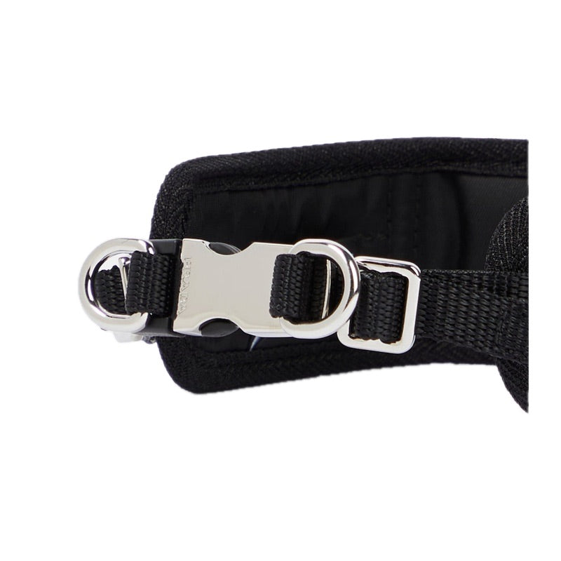 Coleira para cachorro com logotipo embelezado com cristais - Mercado de Luxo - O Maior E-Commerce de Bens, Produtos e Serviços de Luxo do Brasil.