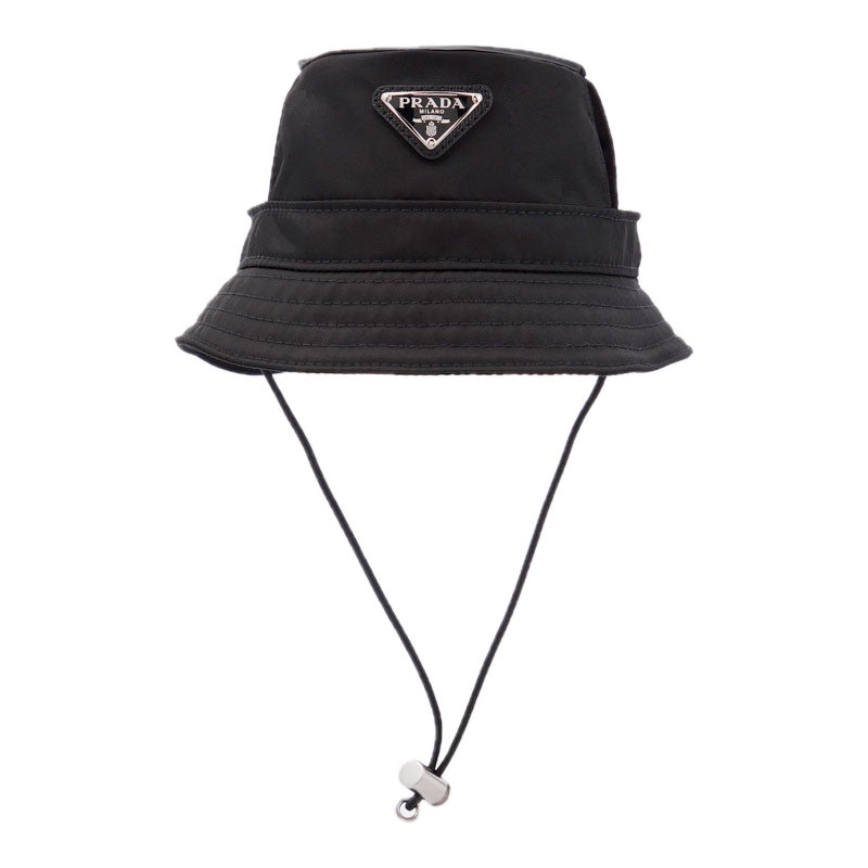 Chapéu tipo balde para cachorro Re-Nylon - Mercado de Luxo - O Maior E-Commerce de Bens, Produtos e Serviços de Luxo do Brasil.